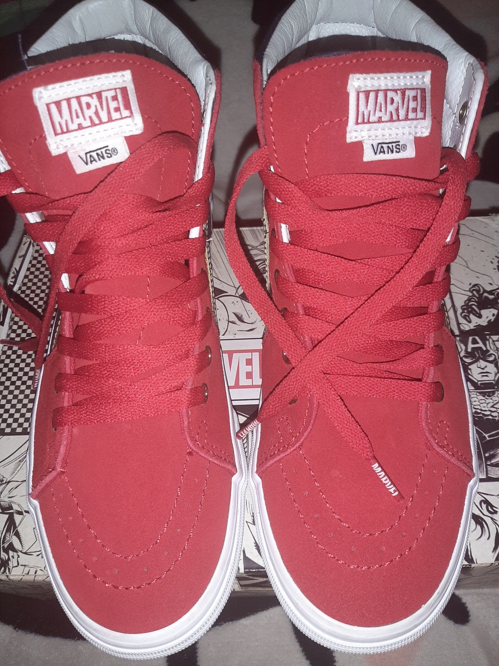 Red High-Top Vans Captain Marvels Sneakers Men 8 Women 9.5